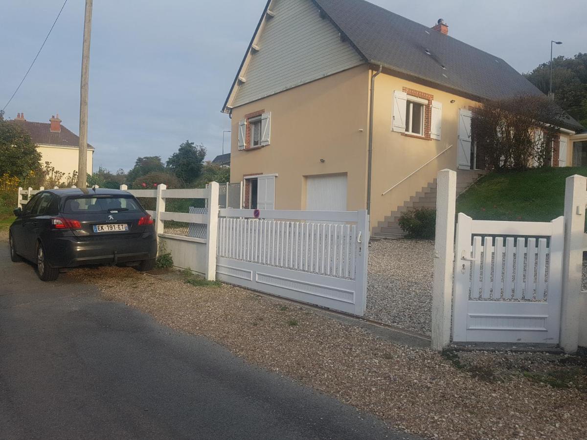 Les Lupins Acomodação com café da manhã Étretat Exterior foto